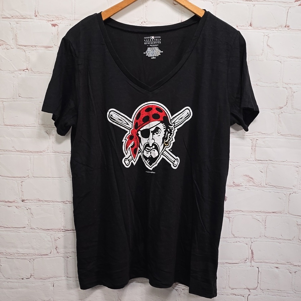 5th & Ocean Pittsburgh Pirate Tee Shirt Womens Size Large